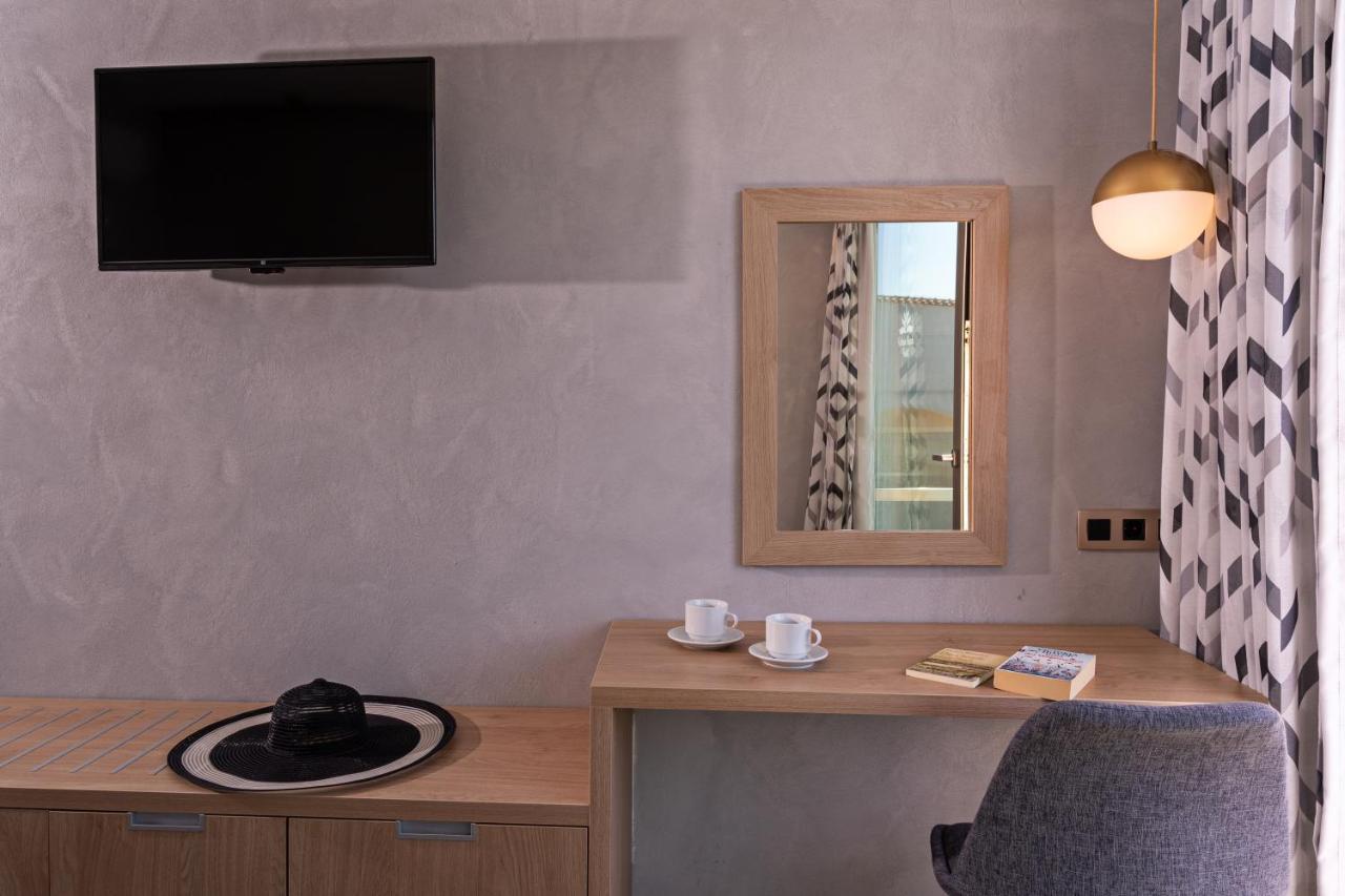 Hotel Kathrin Beach 아델리아노스 캄포스 외부 사진
