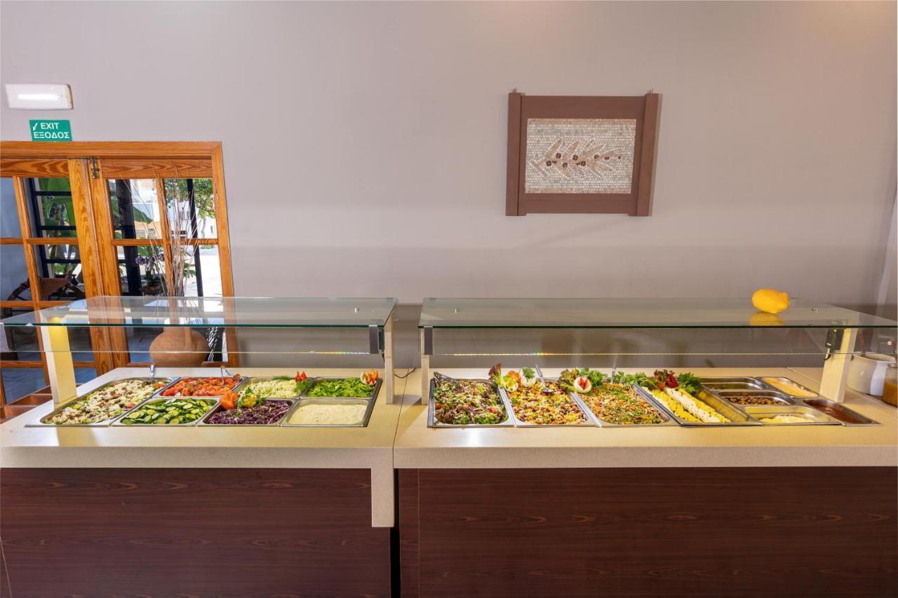 Hotel Kathrin Beach 아델리아노스 캄포스 외부 사진