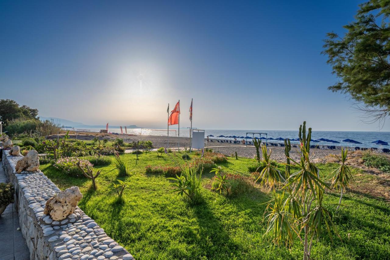 Hotel Kathrin Beach 아델리아노스 캄포스 외부 사진