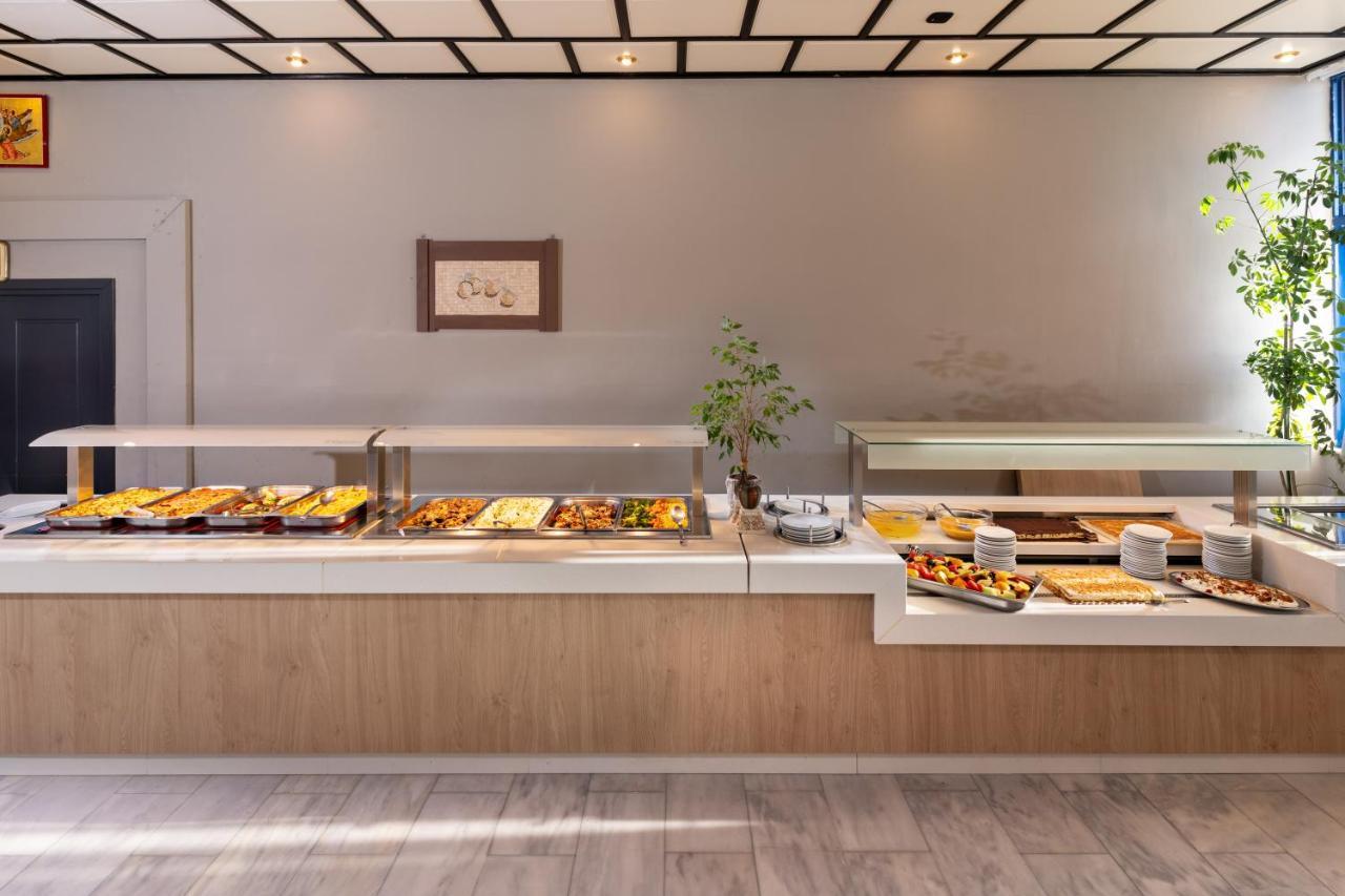 Hotel Kathrin Beach 아델리아노스 캄포스 외부 사진