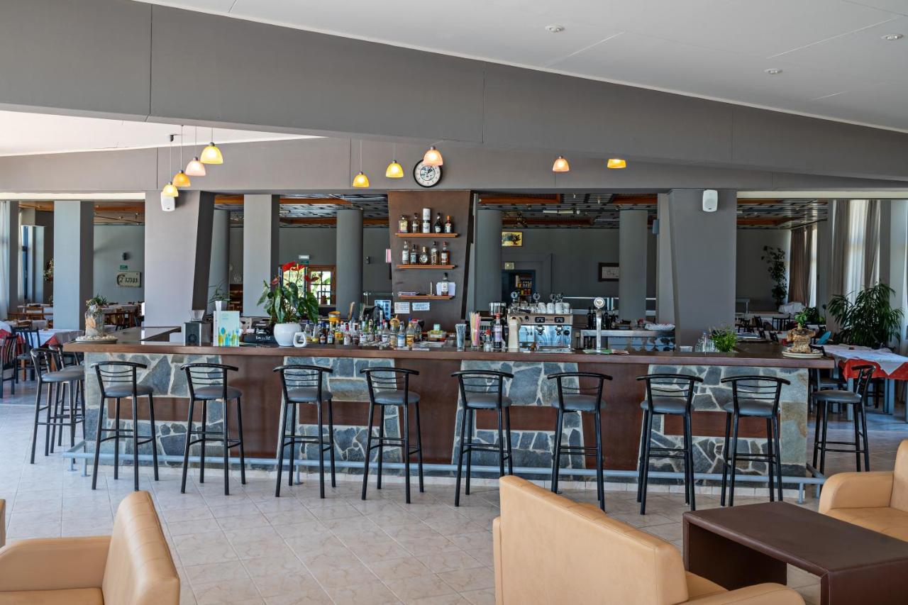 Hotel Kathrin Beach 아델리아노스 캄포스 외부 사진