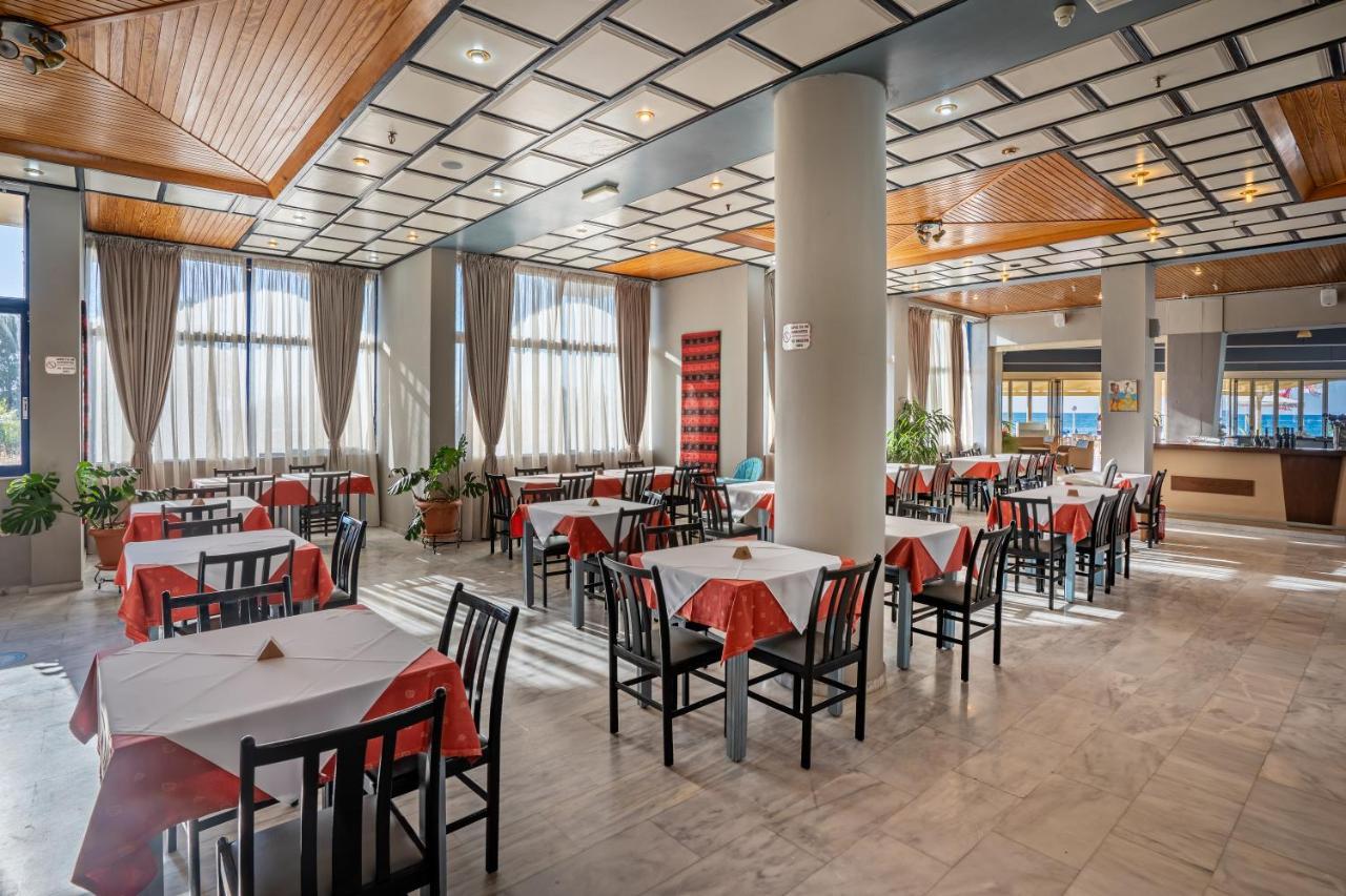 Hotel Kathrin Beach 아델리아노스 캄포스 외부 사진