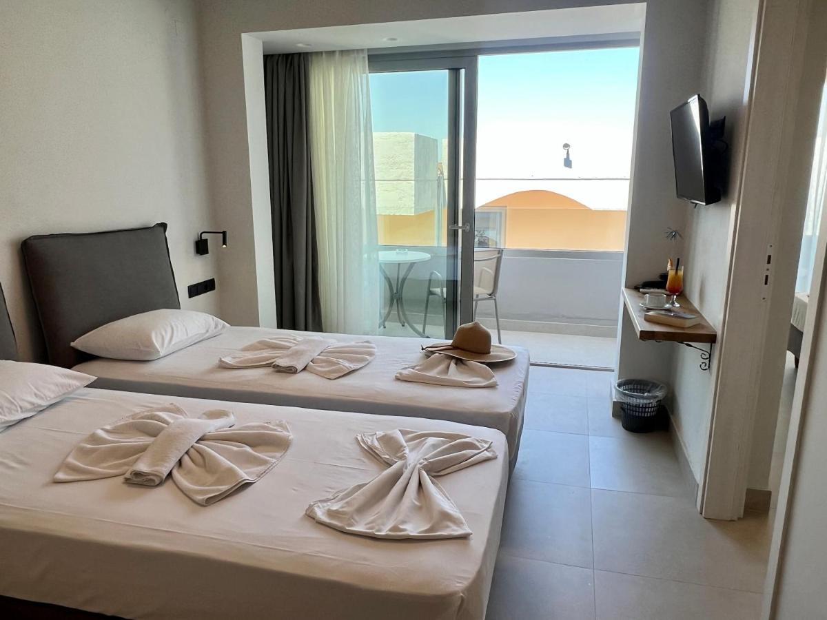 Hotel Kathrin Beach 아델리아노스 캄포스 외부 사진