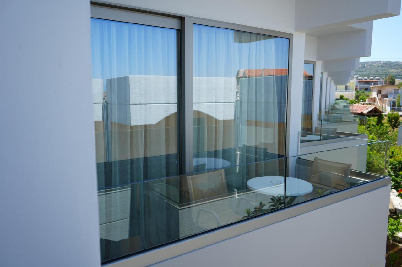 Hotel Kathrin Beach 아델리아노스 캄포스 외부 사진