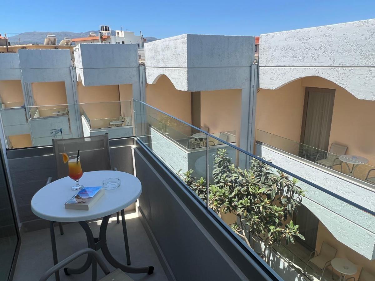Hotel Kathrin Beach 아델리아노스 캄포스 외부 사진